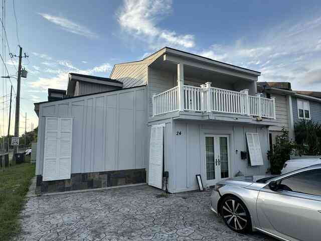 Townhouse For Sale - 24 Cedar Street<br/> Charleston County, Charleston, SC 29403
