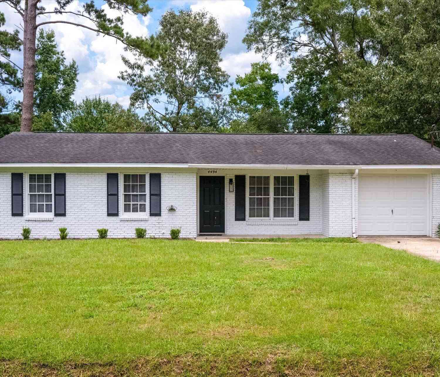 Homes For Sale - 4494 Hardwood Street<br/> Ladson, SC 29456