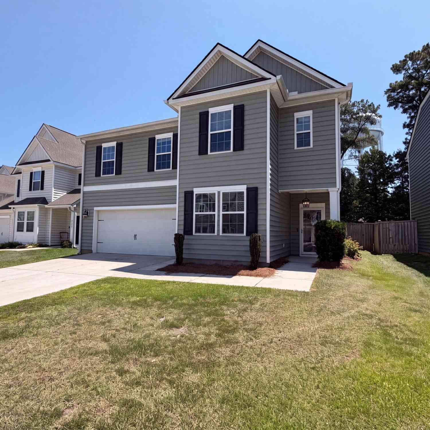 Homes For Sale - 1010 Mossy Rock Drive<br/> Summerville, SC 29485