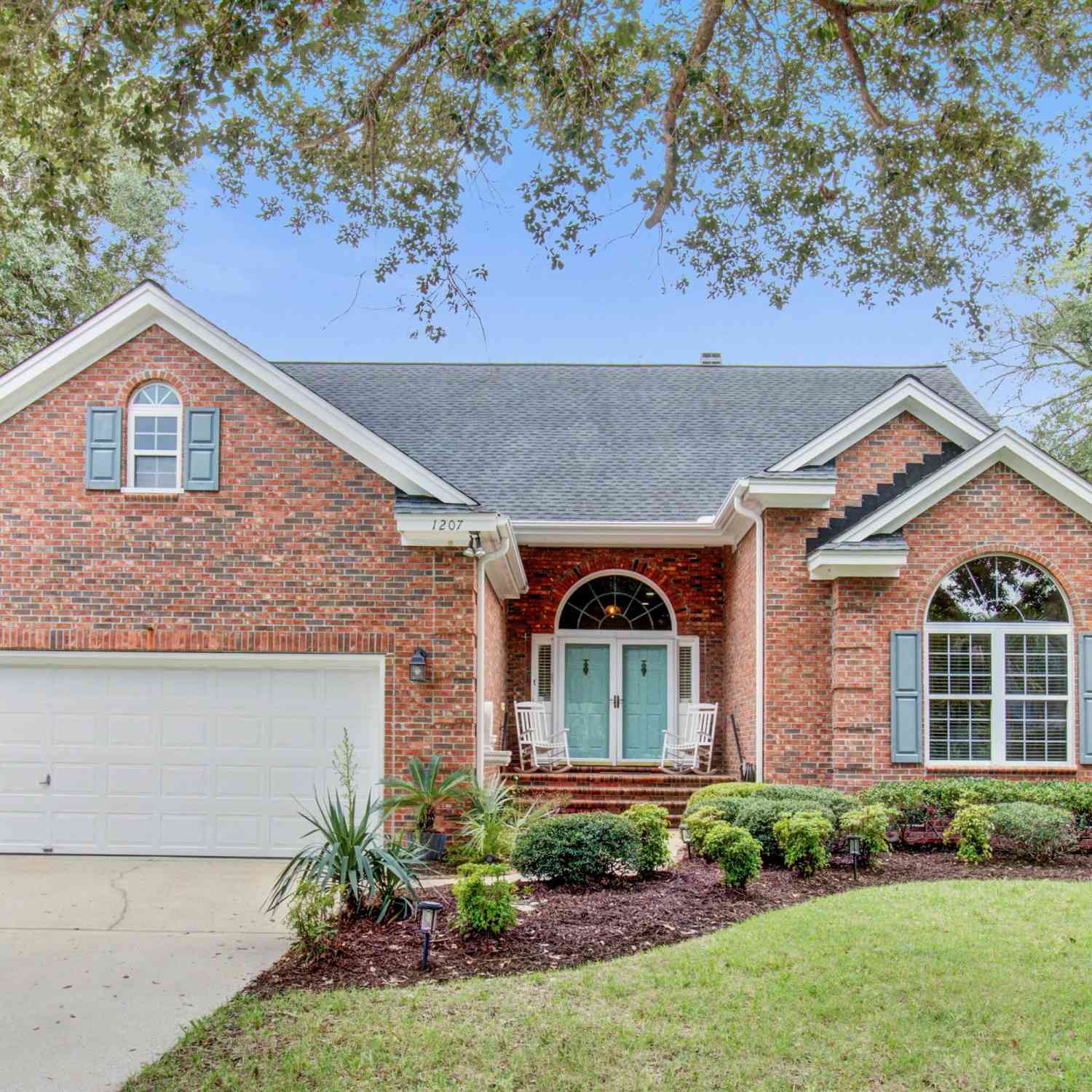 Homes For Sale - 1207 Medinah Drive<br/> Mount Pleasant, SC 29466