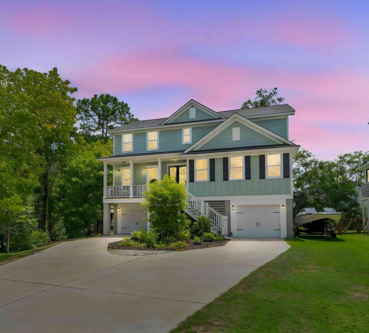 Homes For Sale - 5912- B Maple Street<br/> Hanahan, SC 29410