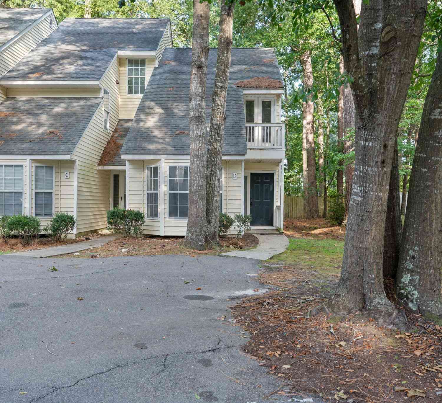 Townhouse For Sale - 4796 Champion Way #D<br/> North Charleston, SC 29418