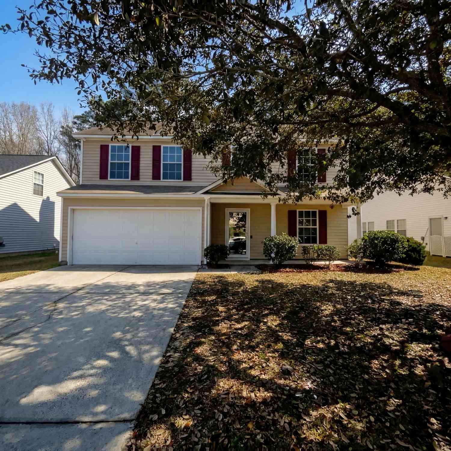 Homes For Sale - 318 Aberdeen Circle<br/> Dorchester County, Summerville, SC 29483