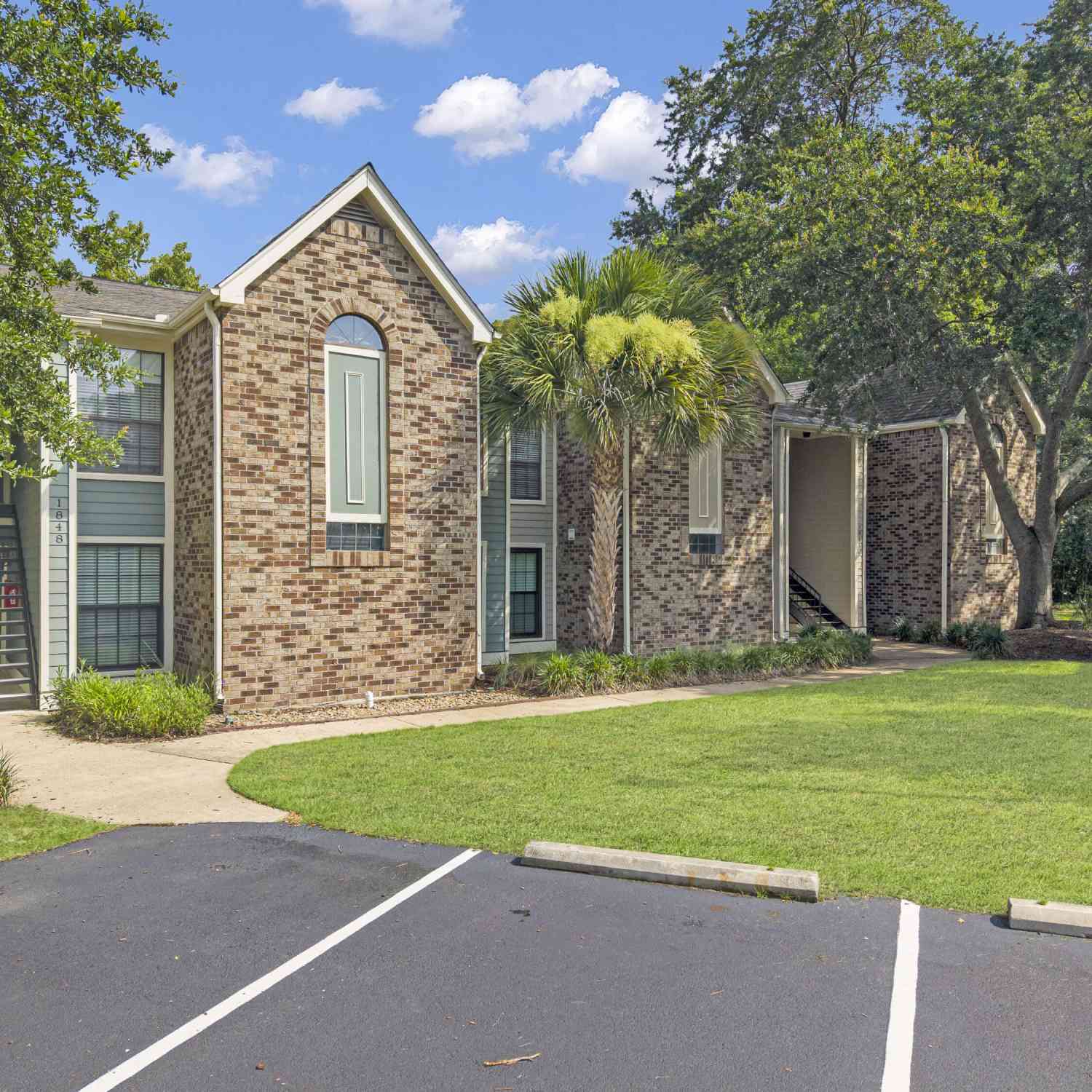Condo For Sale - 1846 Montclair Drive #C<br/> Mount Pleasant, SC 29464