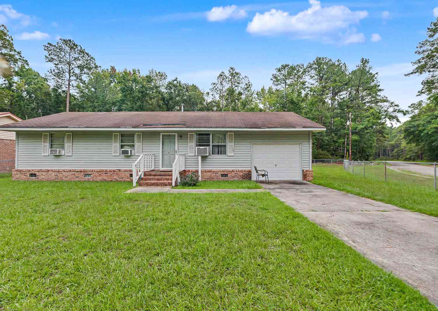 Homes For Sale - 419 Cleveland Street<br/> Walterboro, SC 29488