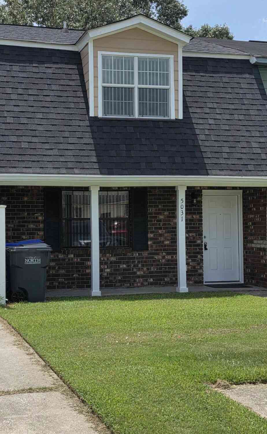 Townhouse For Sale - 5031 Popperdam Creek Drive<br/> North Charleston, SC 29418