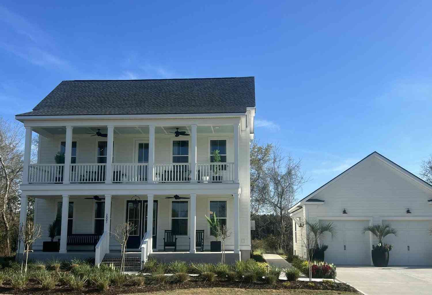 Homes For Sale - 2003 Sea Water Dr Drive<br/> Charleston, SC 29412