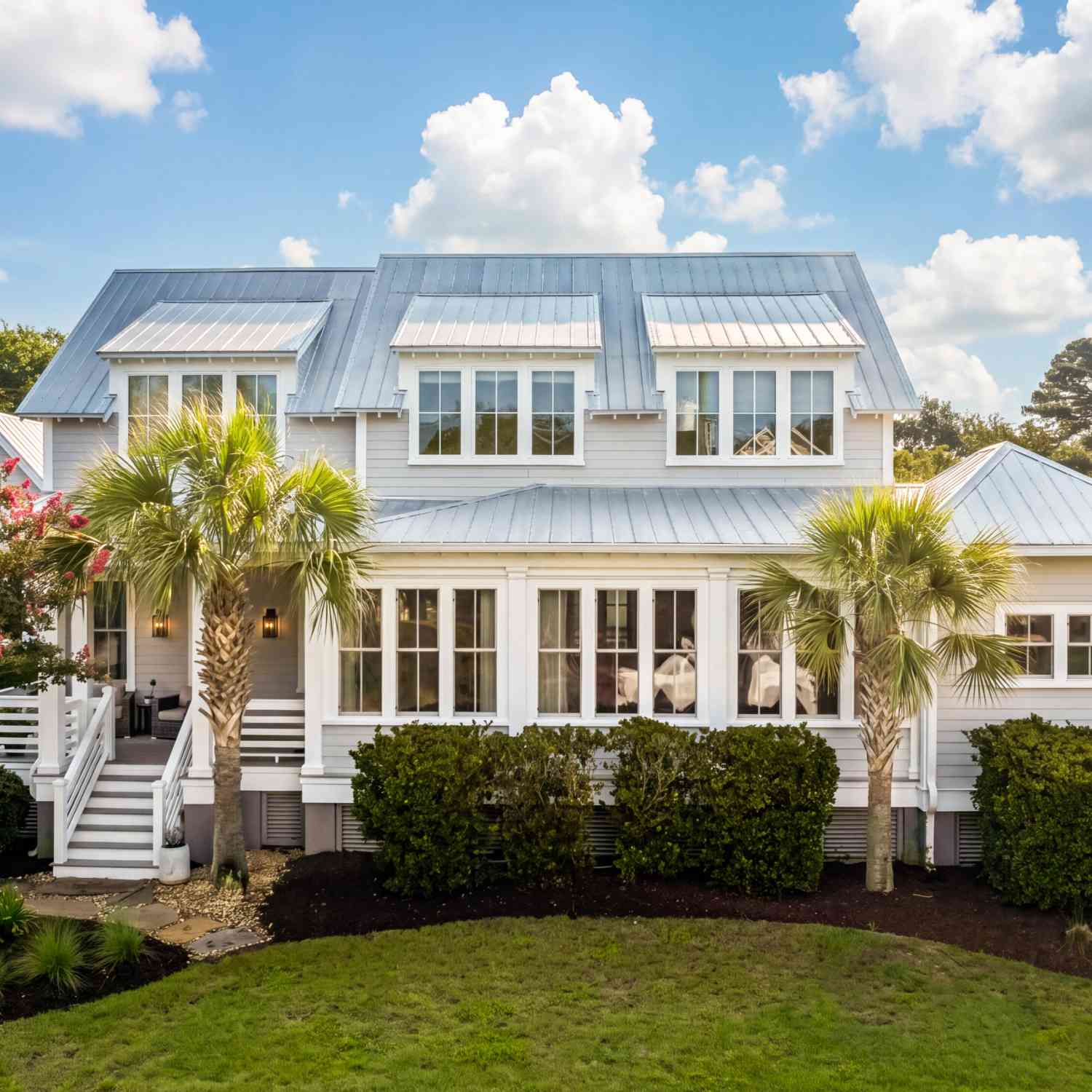 Homes For Sale - 741 Winthrop Street<br/> Mount Pleasant, SC 29464