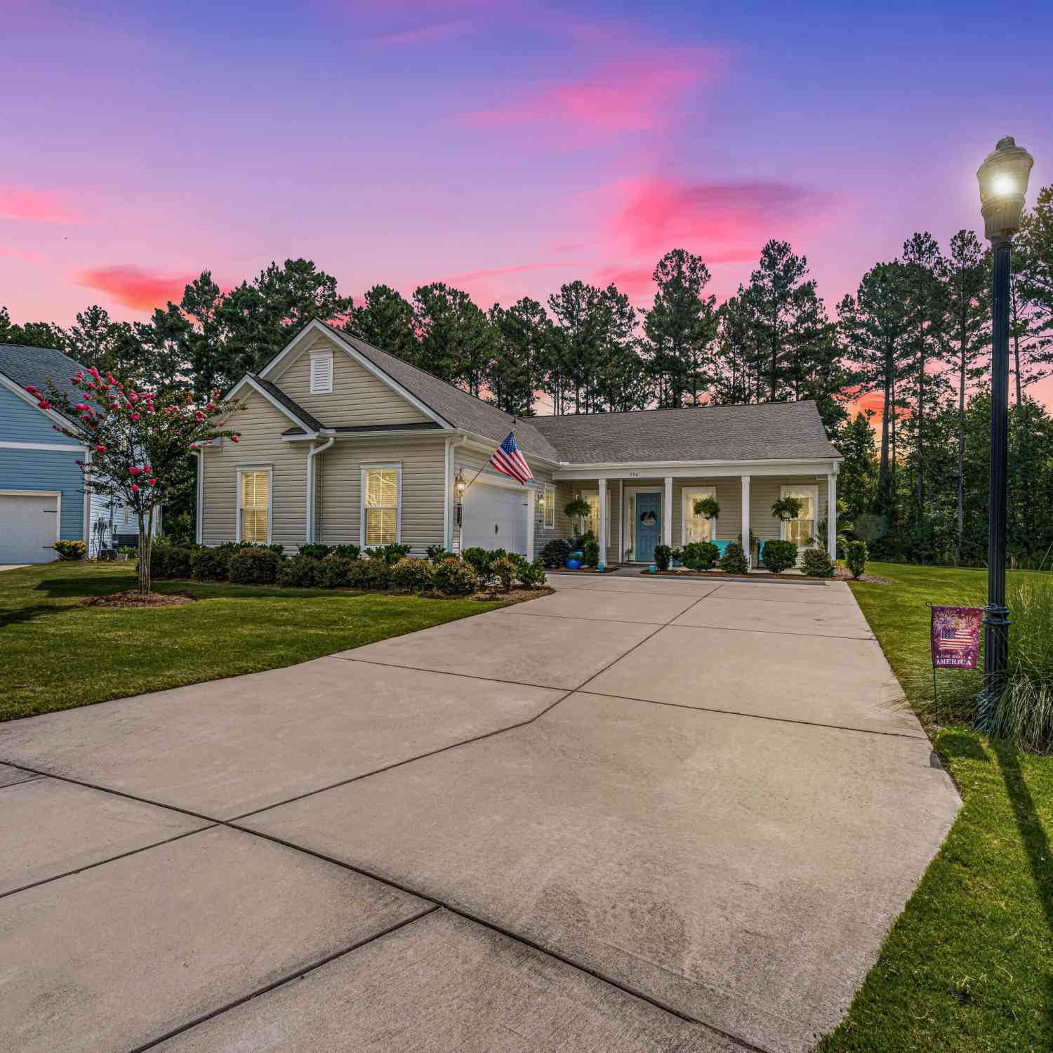 Homes For Sale - 394 Tupelo Lake Drive<br/> Summerville, SC 29486