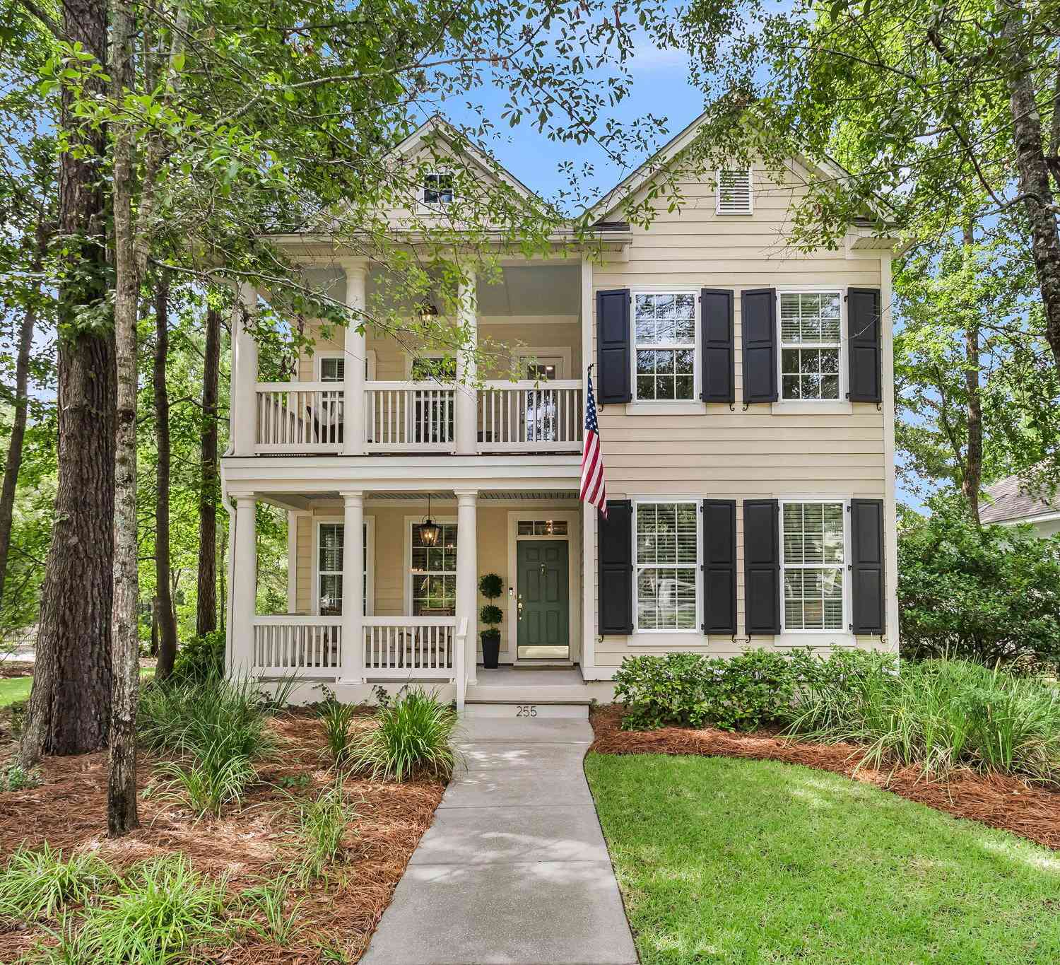 Homes For Sale - 255 Hundred Oaks Parkway<br/> Summerville, SC 29483