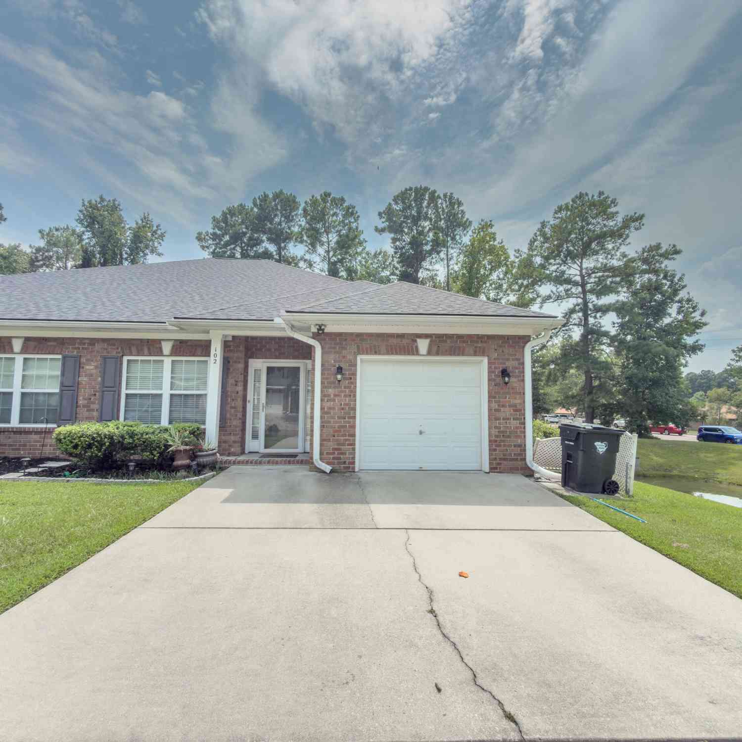 Homes For Rent - 102 Manning Court<br/> Summerville, SC 29485