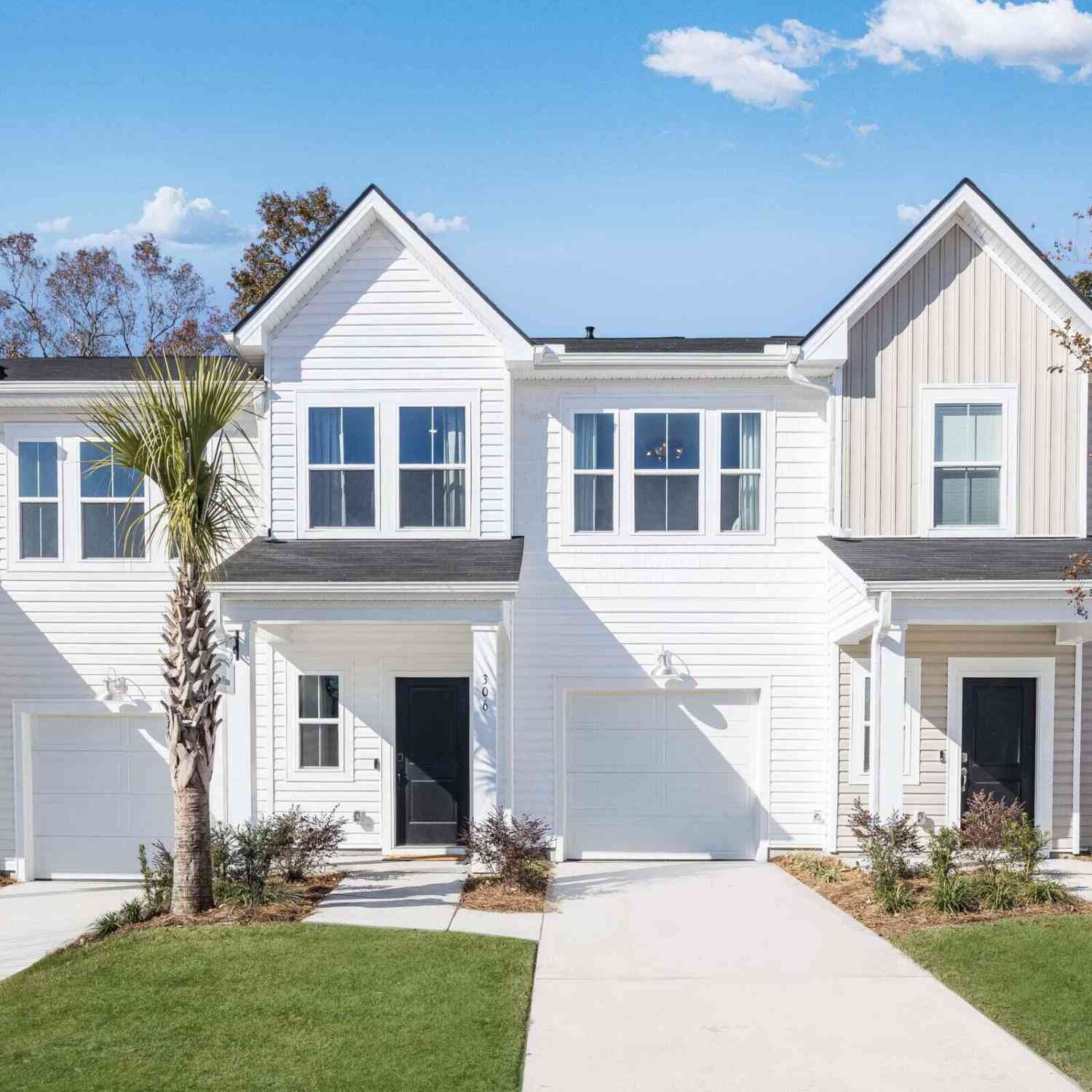 Townhouse For Sale - 271 Harvest Grove Lane<br/> Summerville, SC 29485