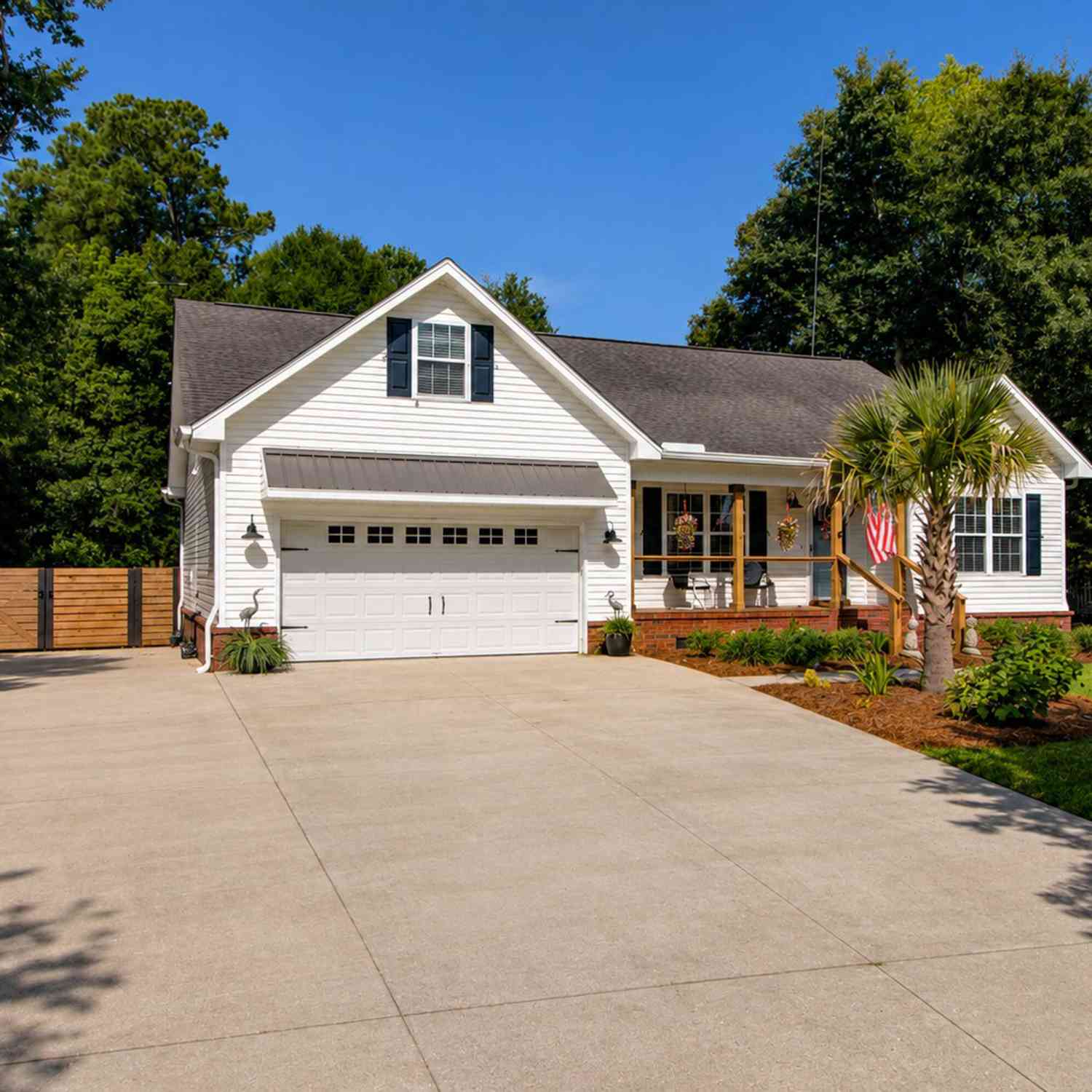 Homes For Sale - 409 Sandy Drive<br/> Moncks Corner, SC 29461