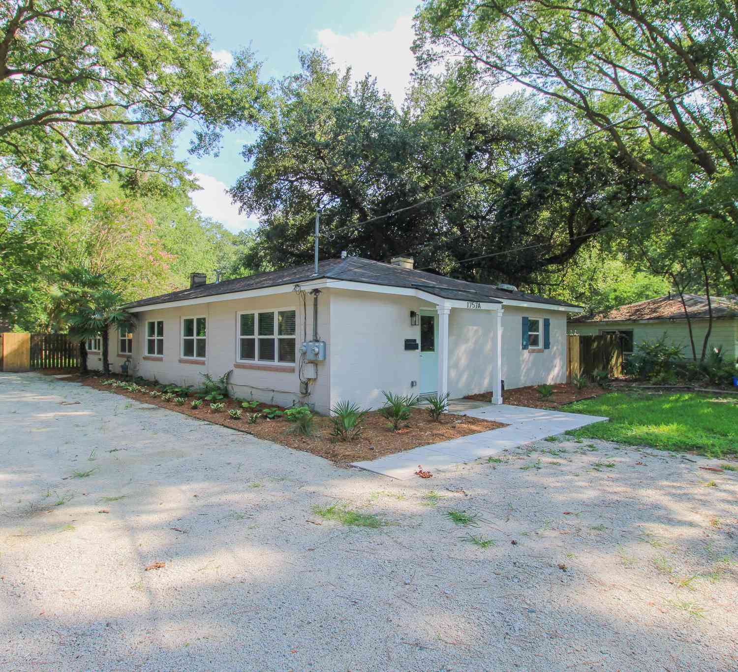 Homes For Rent - 1757 Skinner Avenue #B<br/> Charleston, SC 29407