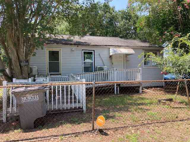 Homes For Rent - 2762 W Surrey Drive<br/> North Charleston, SC 29405