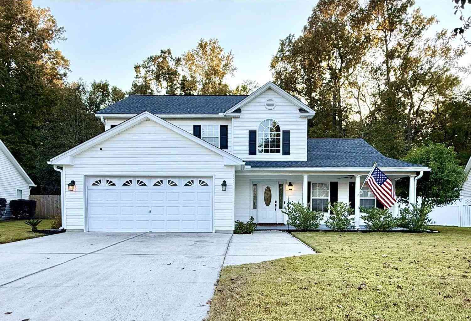 Homes For Rent - 108 Willowbend<br/> Summerville, SC 29485