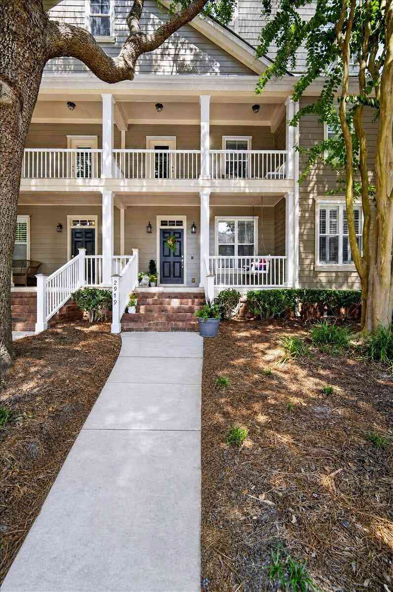 Townhouse For Sale - 2979 Treadwell Street<br/> Mount Pleasant, SC 29466