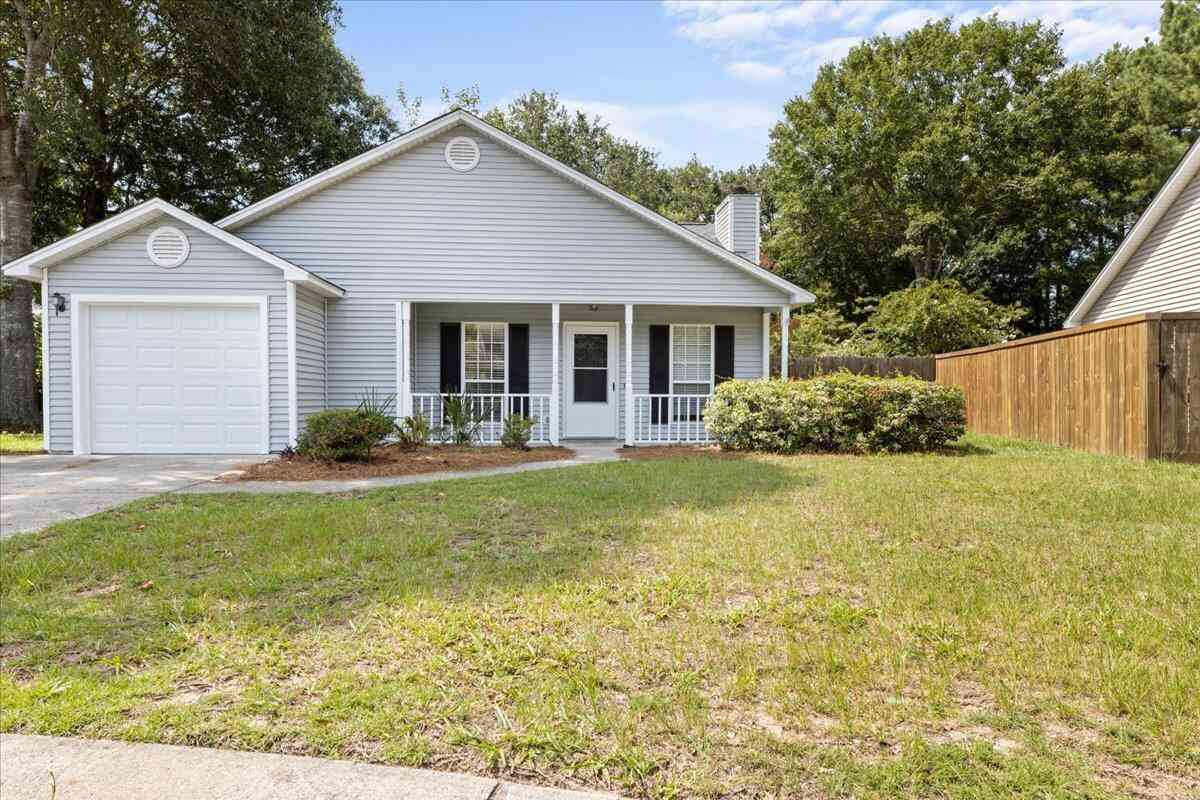 Homes For Rent - 1351 Cadence Drive<br/> Mount Pleasant, SC 29466