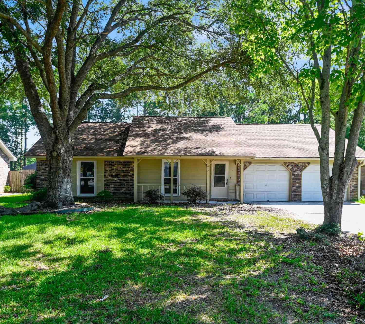 Homes For Rent - 617 Longleaf Road<br/> Summerville, SC 29486