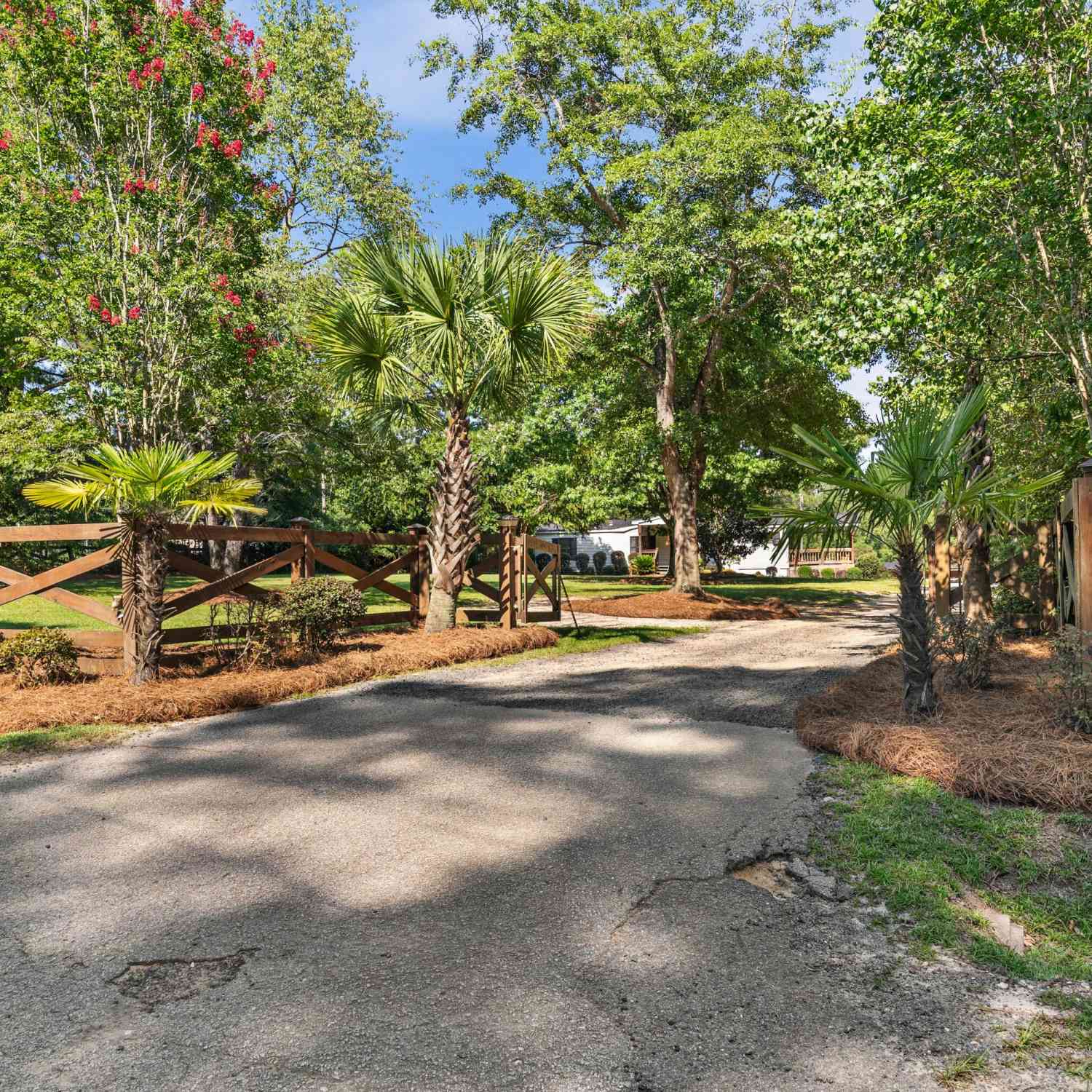 Homes For Sale - 353 Sweetwater Road<br/> Saint Matthews, SC 29135