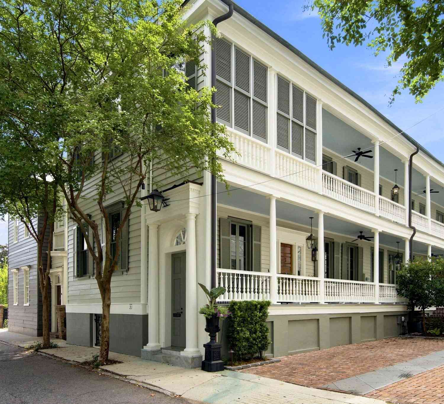 Homes For Sale - 21 Lamboll Street<br/> Charleston, SC 29401