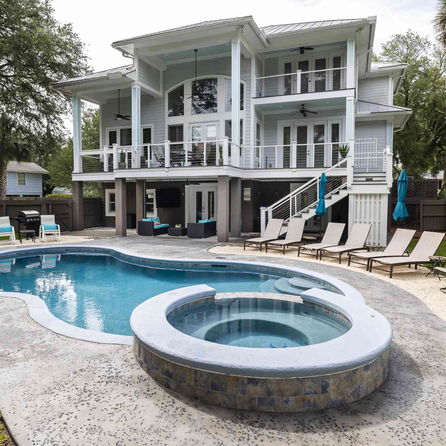 Homes For Rent - 229 Forest Trail<br/> Isle of Palms, SC 29451
