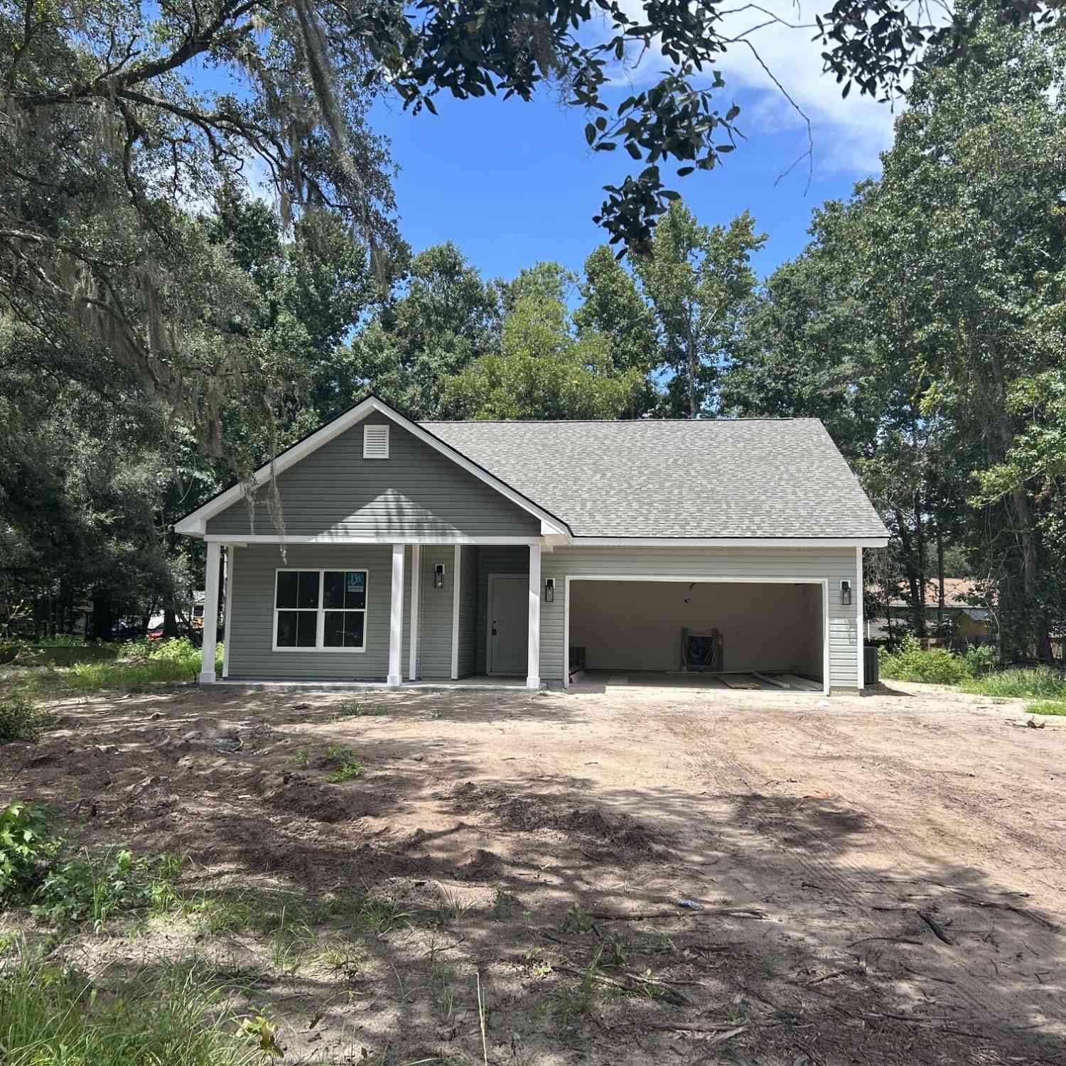 Homes For Sale - 6024 Mellard Street<br/> Ravenel, SC 29470