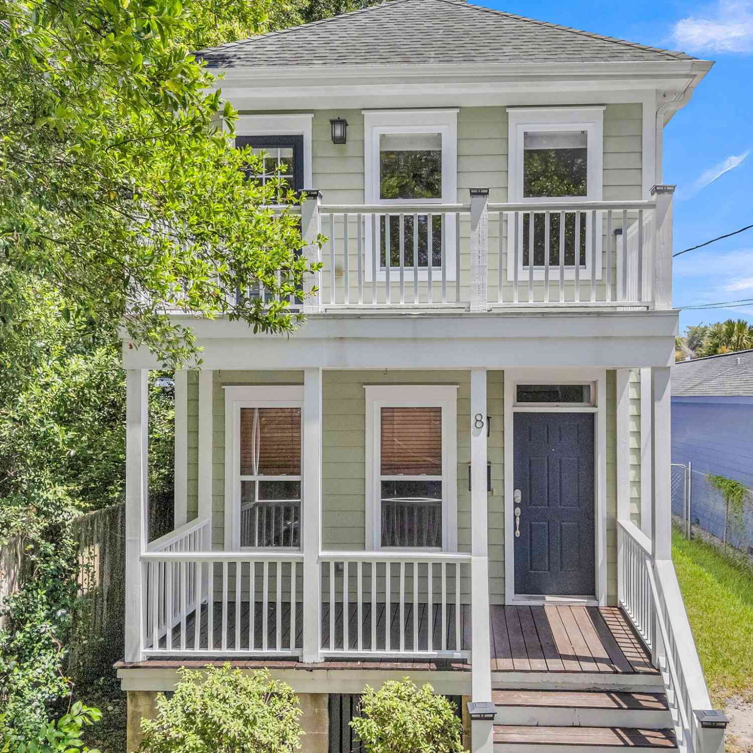 Homes For Sale - 8 Hampton Place<br/> Charleston, SC 29403