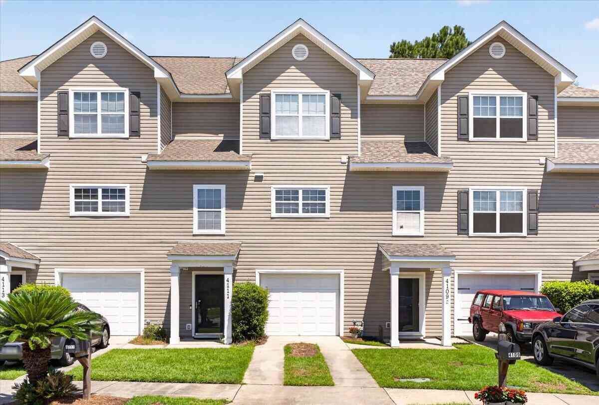Townhouse For Sale - 4109 Perrine Street<br/> Charleston, SC 29414