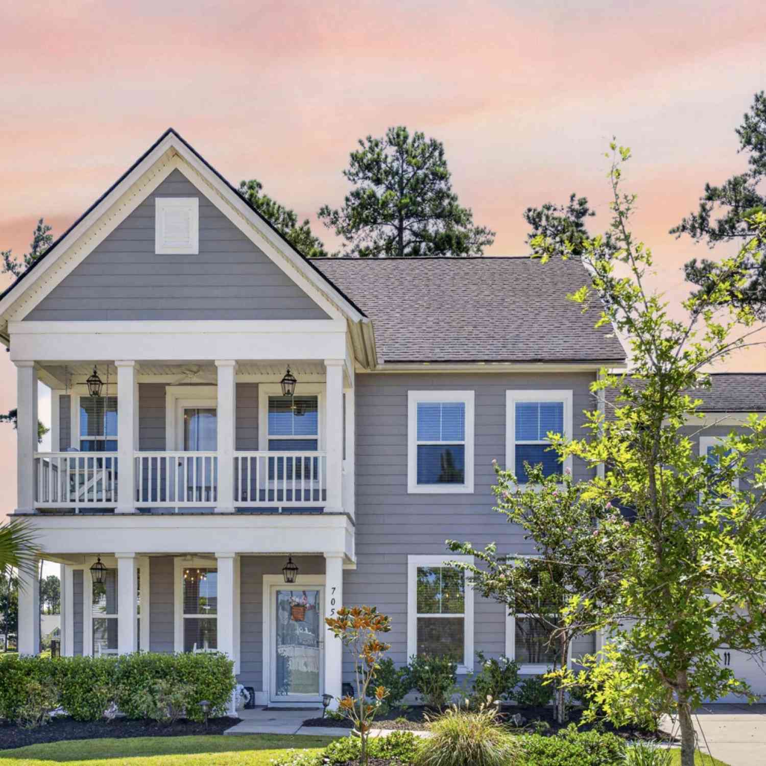 Homes For Sale - 705 Newbury Street<br/> Berkeley County, Summerville, SC 29486