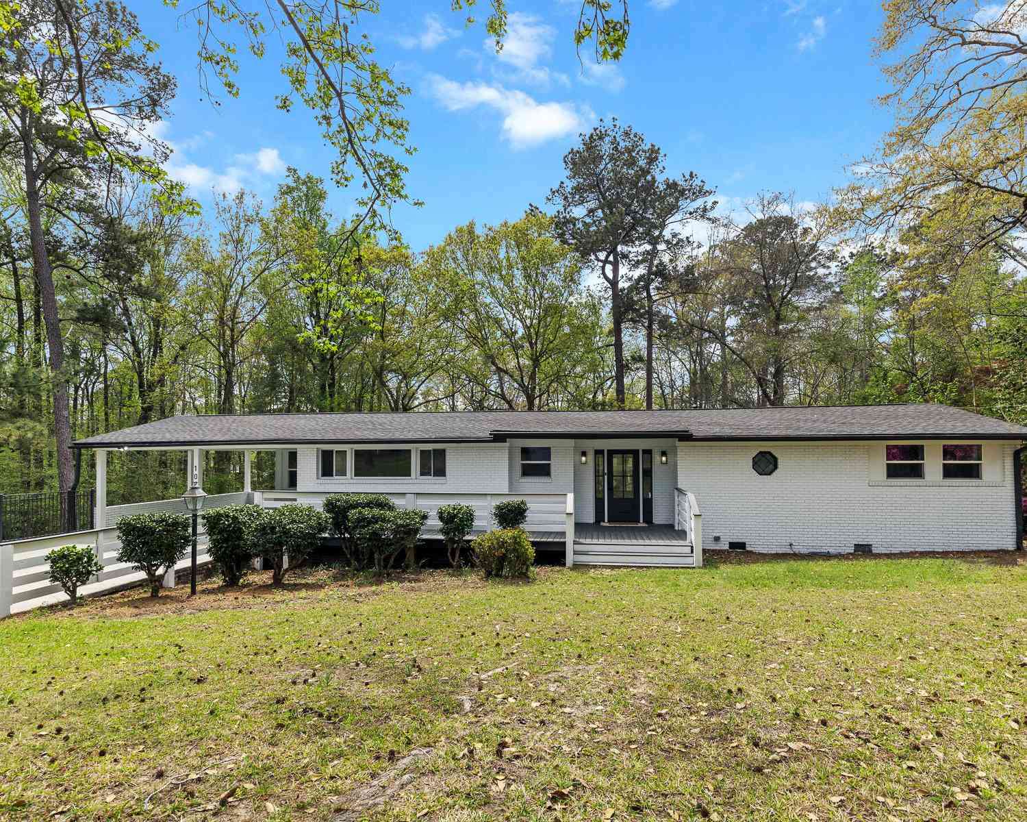 Homes For Rent - 107 Woodland Drive<br/> Summerville, SC 29485