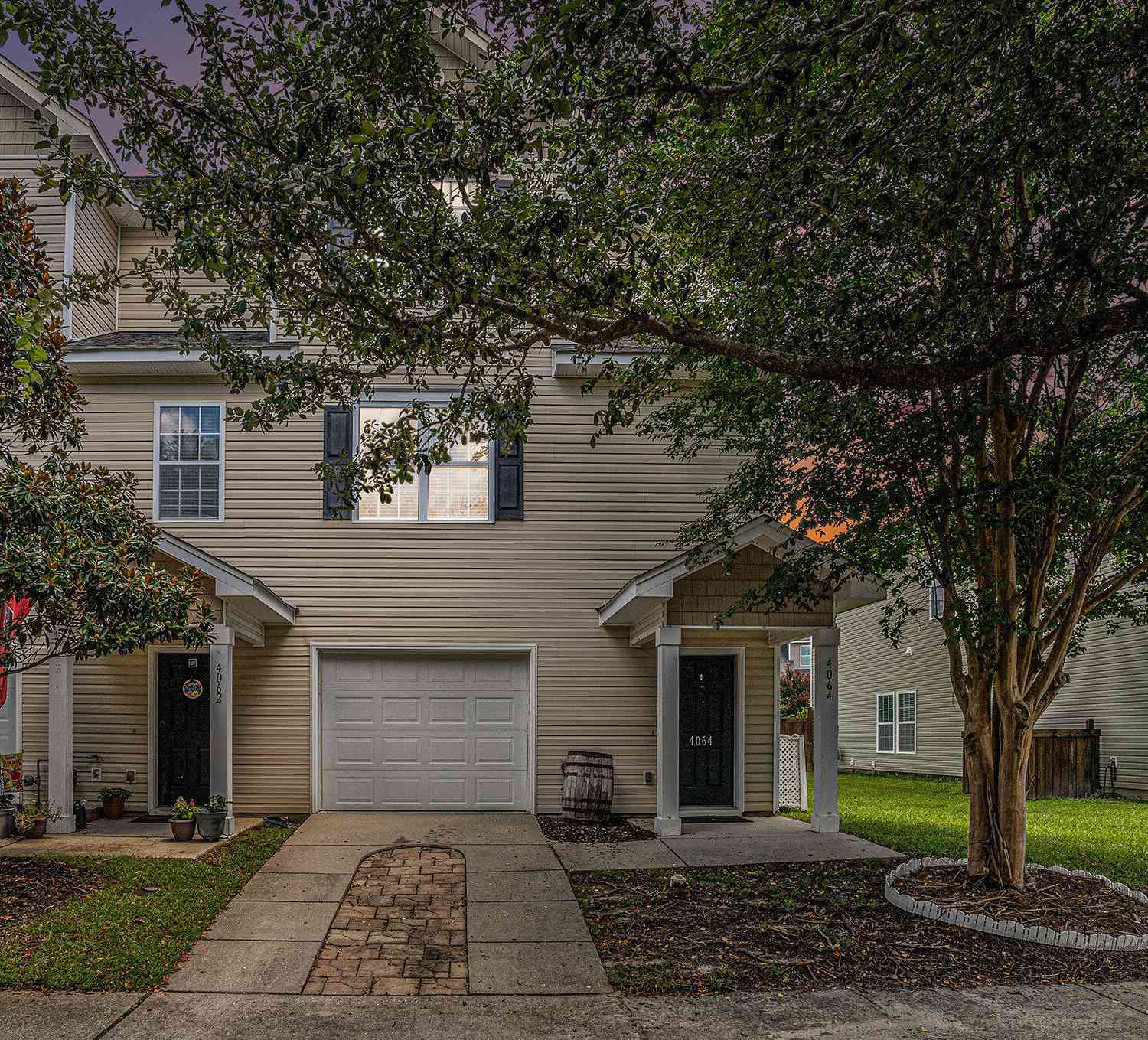 Townhouse For Sale - 4064 Hartland Street<br/> Charleston County, Charleston, SC 29414