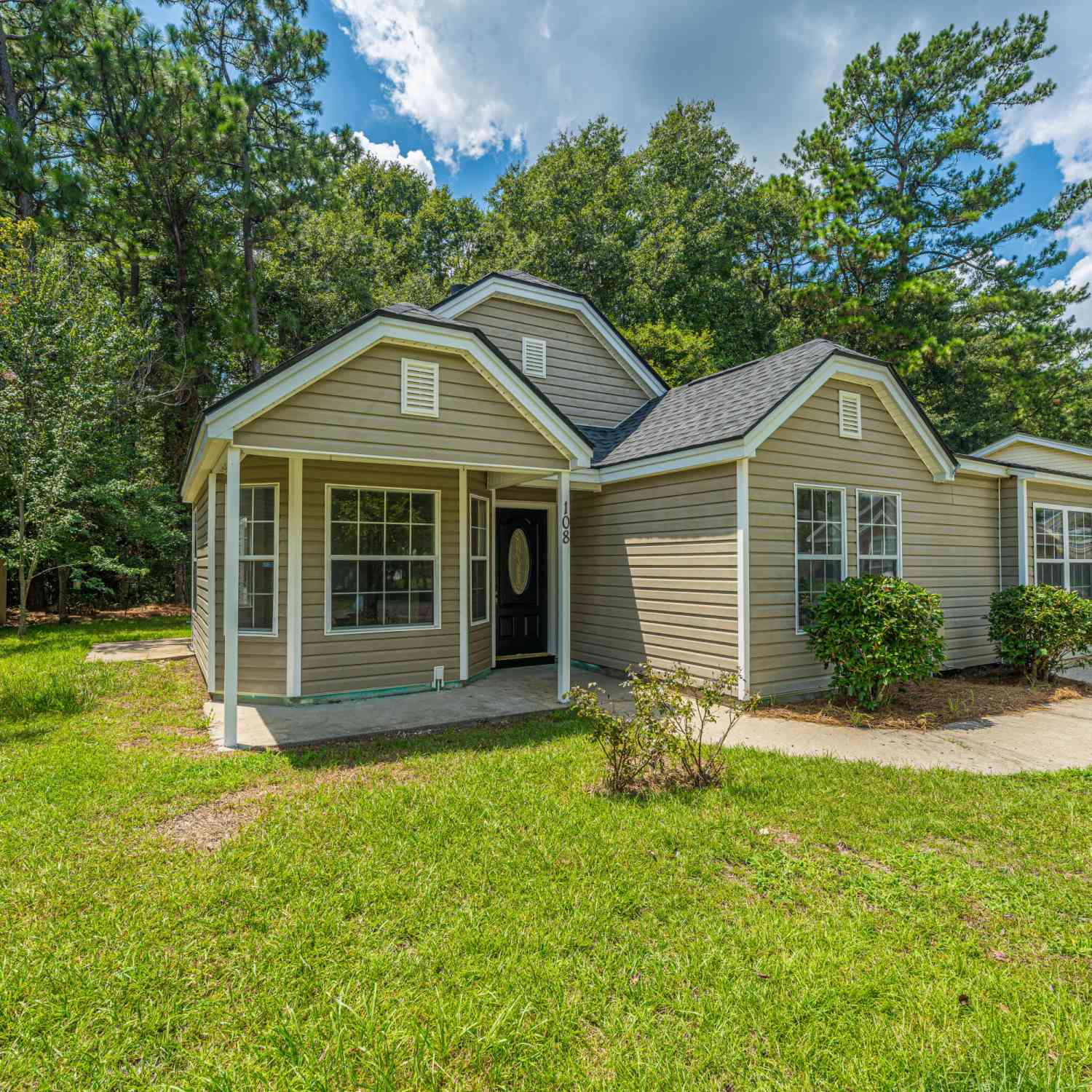 Homes For Sale - 108 Palm Court<br/> Berkeley County, Summerville, SC 29486