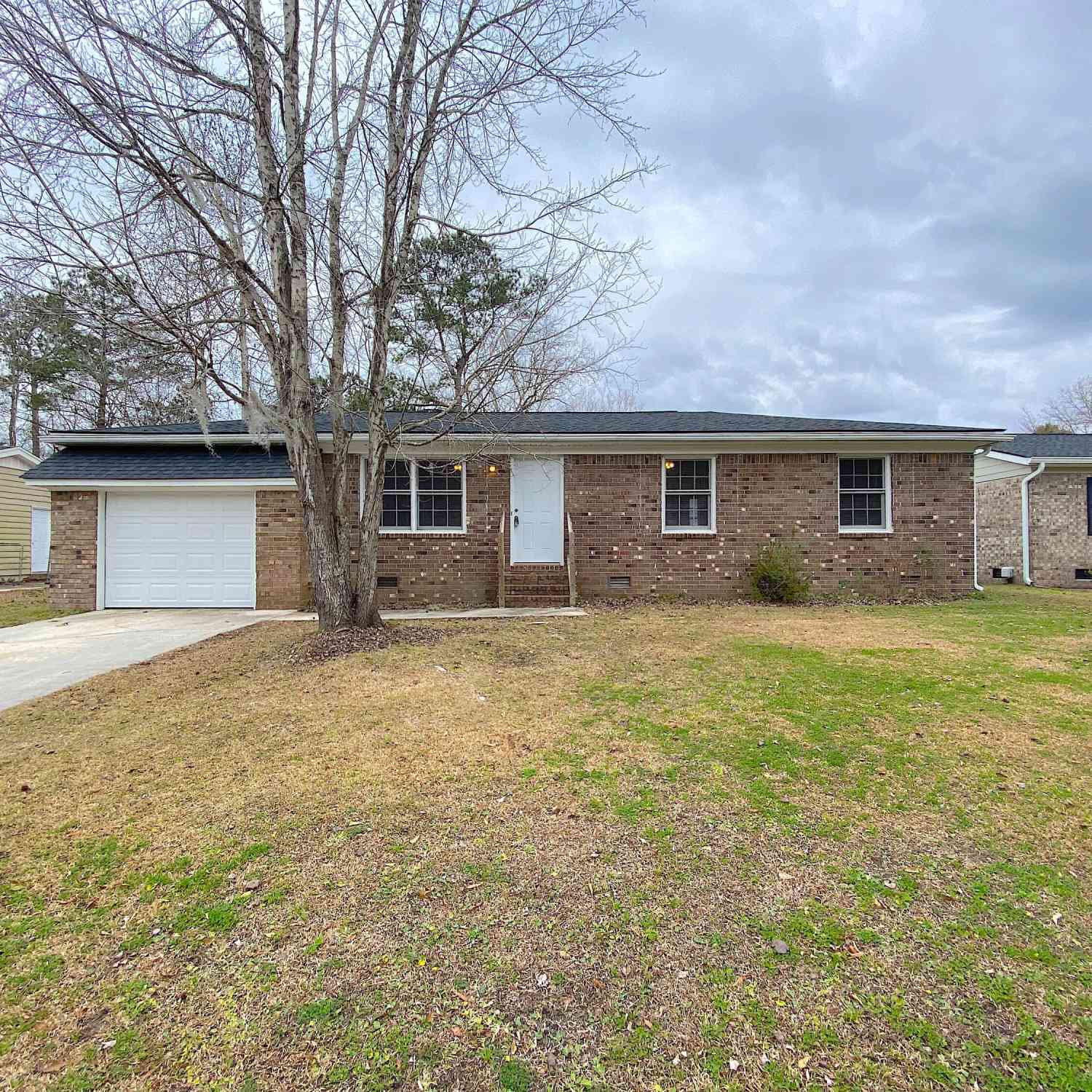 Homes For Rent - 109 Red Cedar Drive<br/> Goose Creek, SC 29445