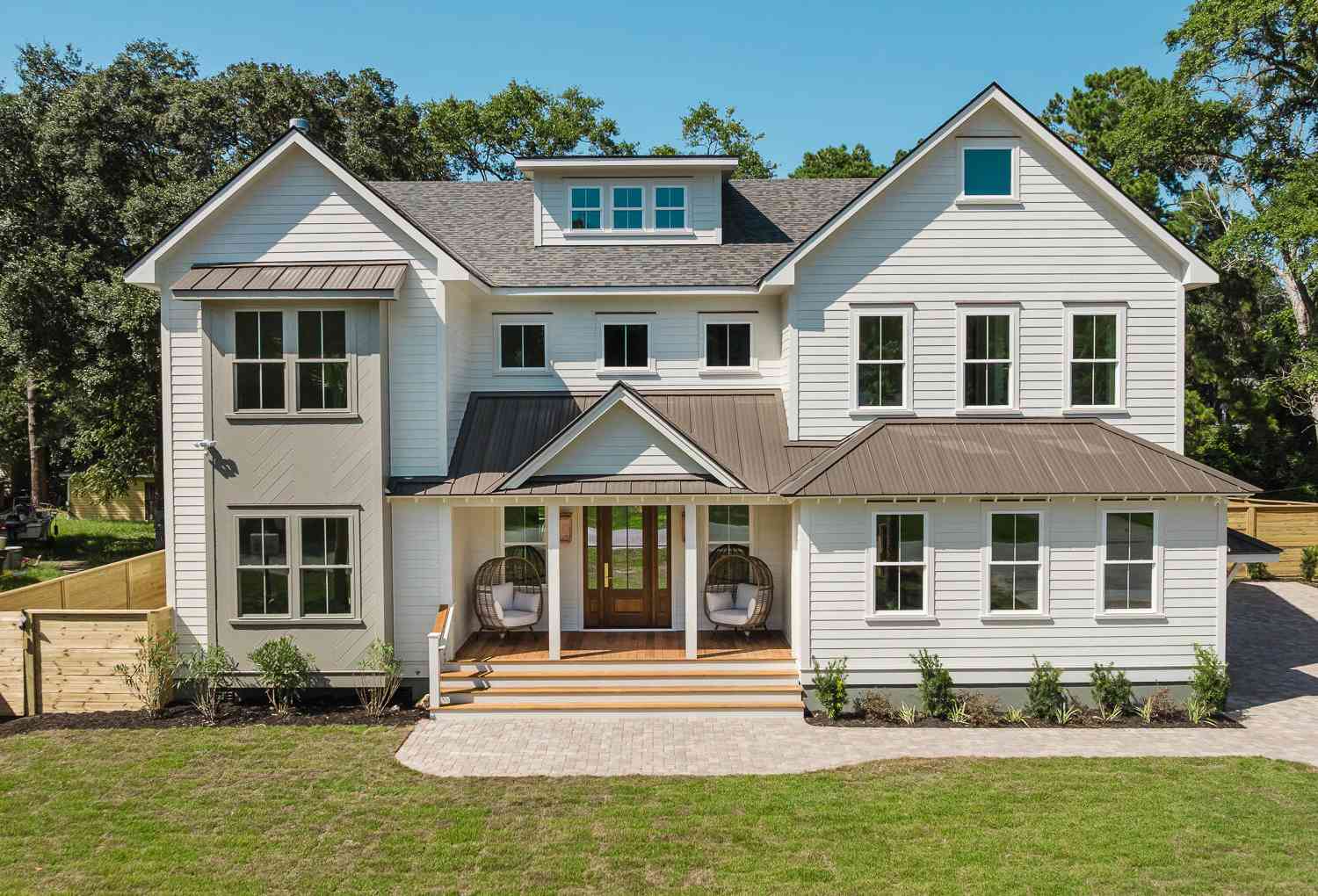 Homes For Sale - 312 4th Avenue<br/> Mount Pleasant, SC 29464