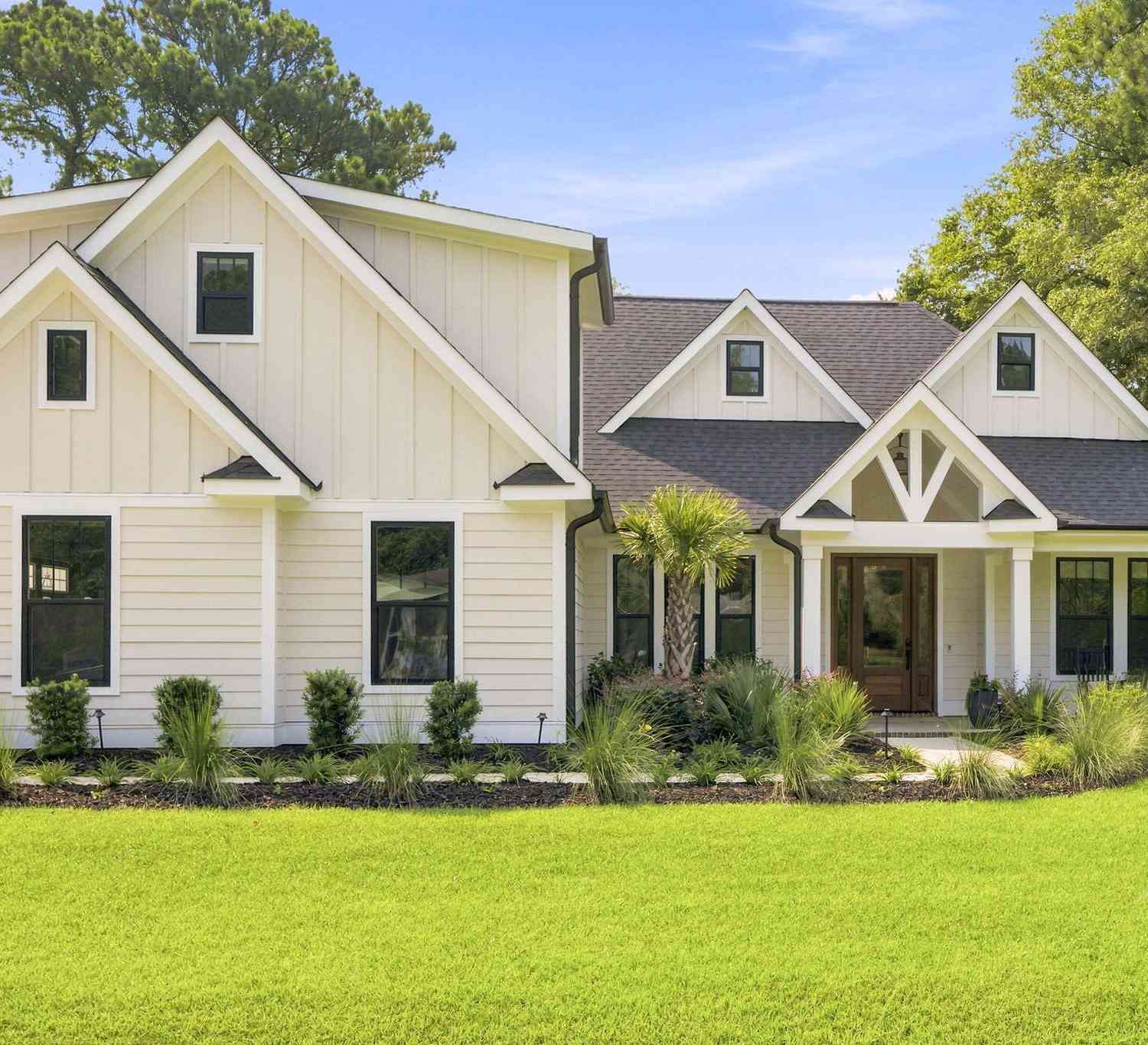 Homes For Sale - 2211 Sally Gaillard Lane<br/> Mount Pleasant, SC 29466