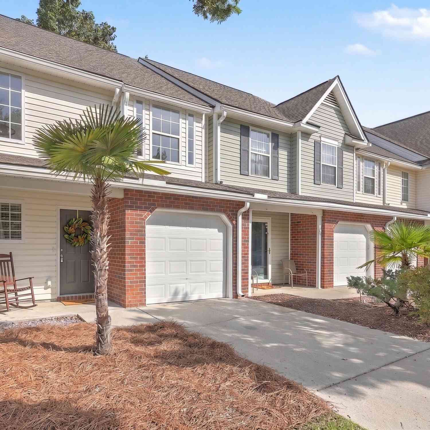Townhouse For Sale - 141 Darcy Avenue<br/> Berkeley County, Goose Creek, SC 29445
