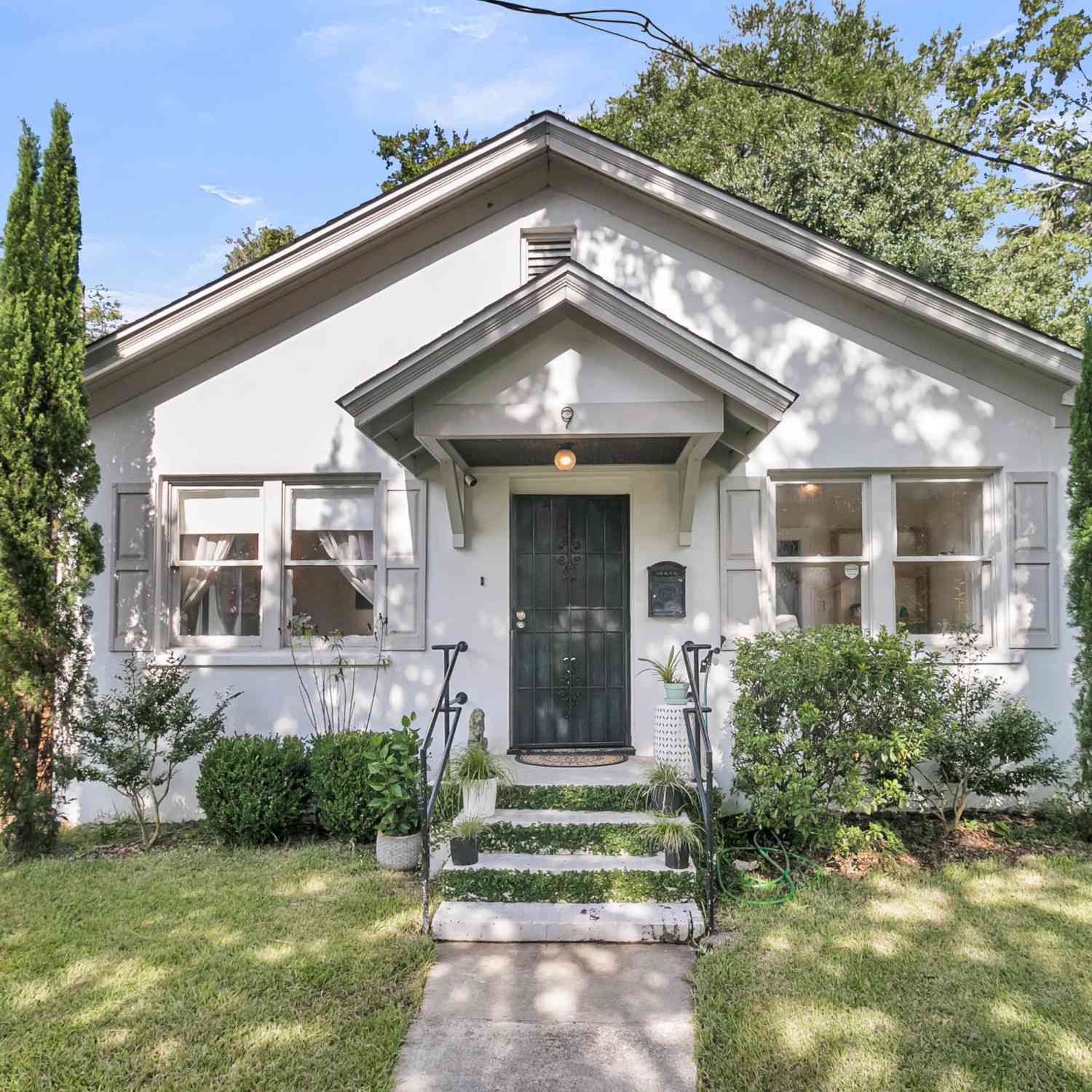 Homes For Rent - 9 Laurel Avenue<br/> Charleston, SC 29403