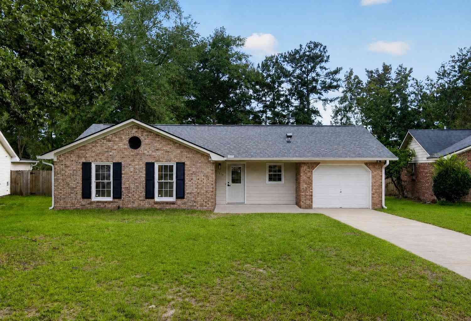 Homes For Sale - 118 Highland Avenue<br/> Berkeley County, Summerville, SC 29486