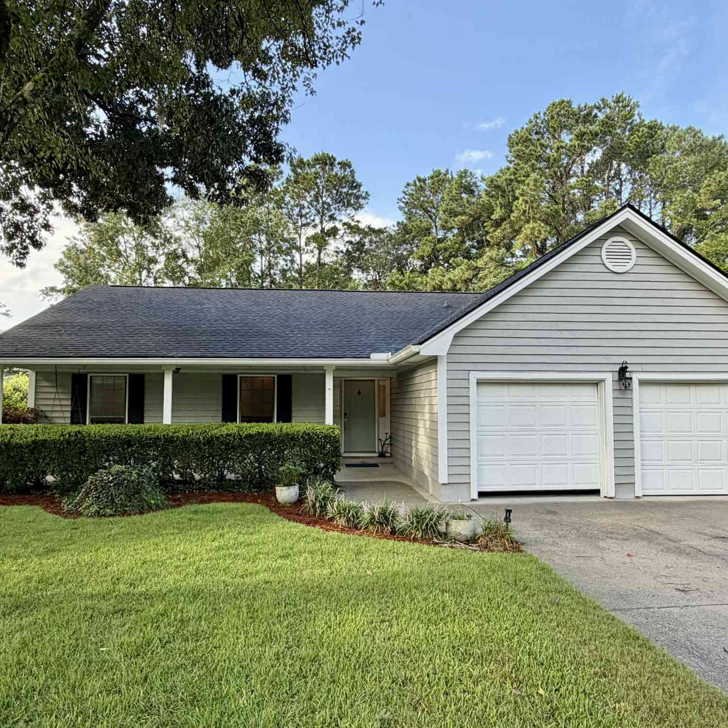 Homes For Sale - 1585 Landings Run<br/> Mount Pleasant, SC 29464
