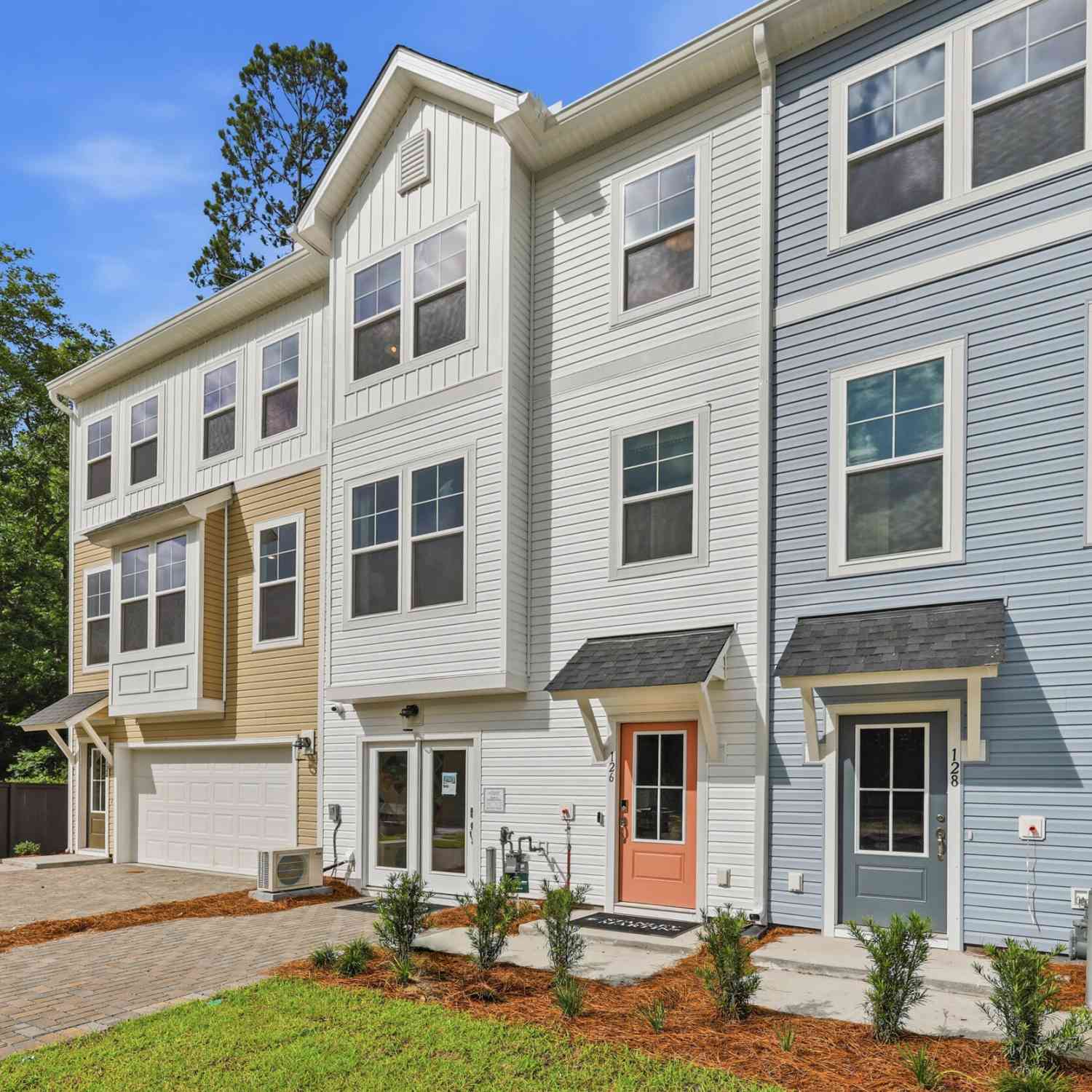 Townhouse For Sale - 140 Fernbank Road<br/> Charleston County, Johns Island, SC 29455