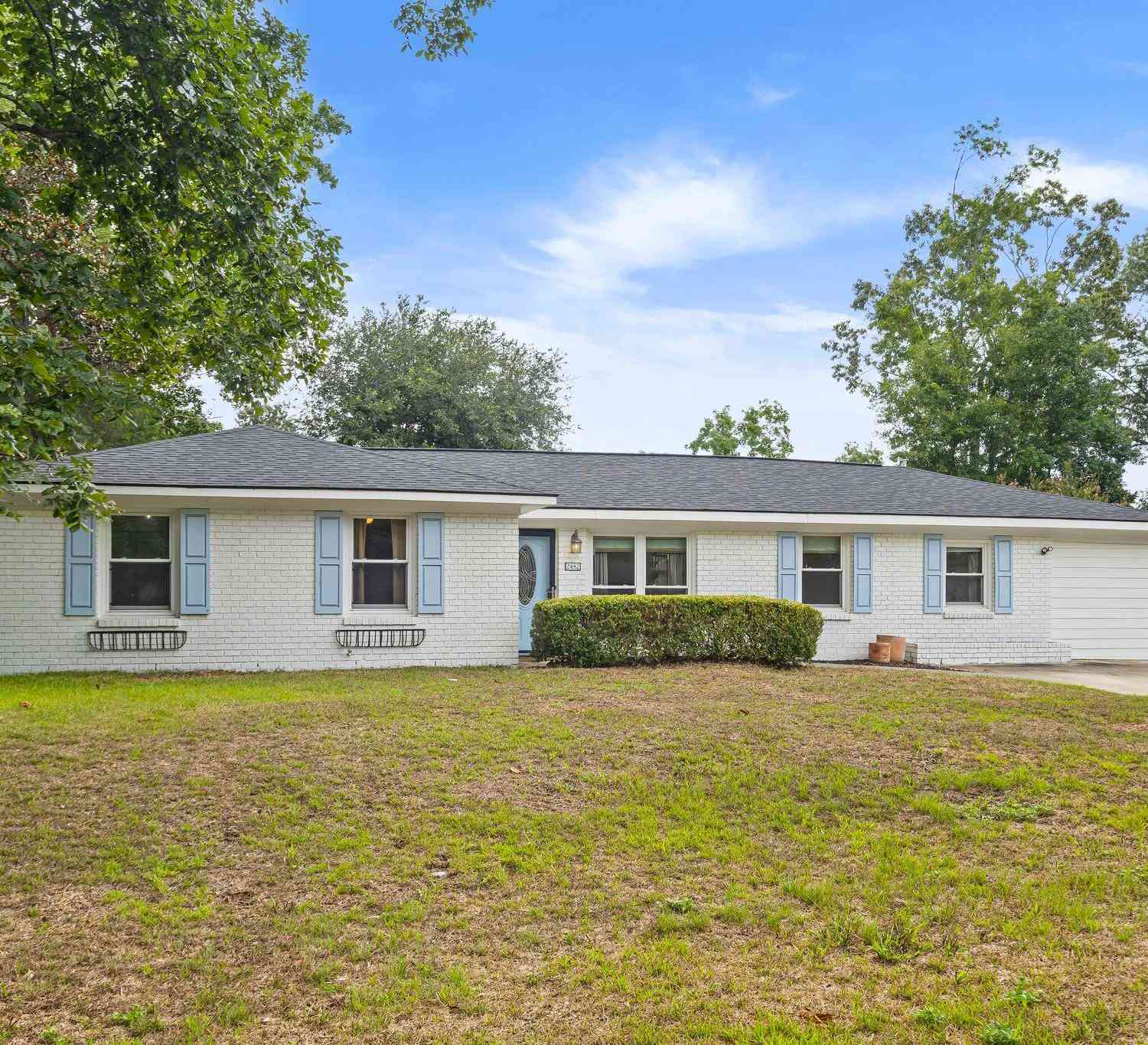 Homes For Sale - 2482 Flamingo Drive<br/> Charleston, SC 29414