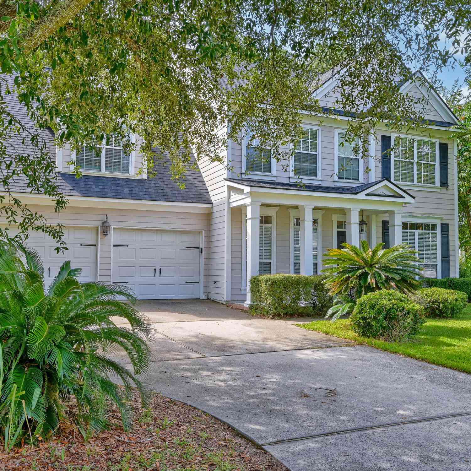 Homes For Sale - 2161 Tall Grass Circle<br/> Mount Pleasant, SC 29466