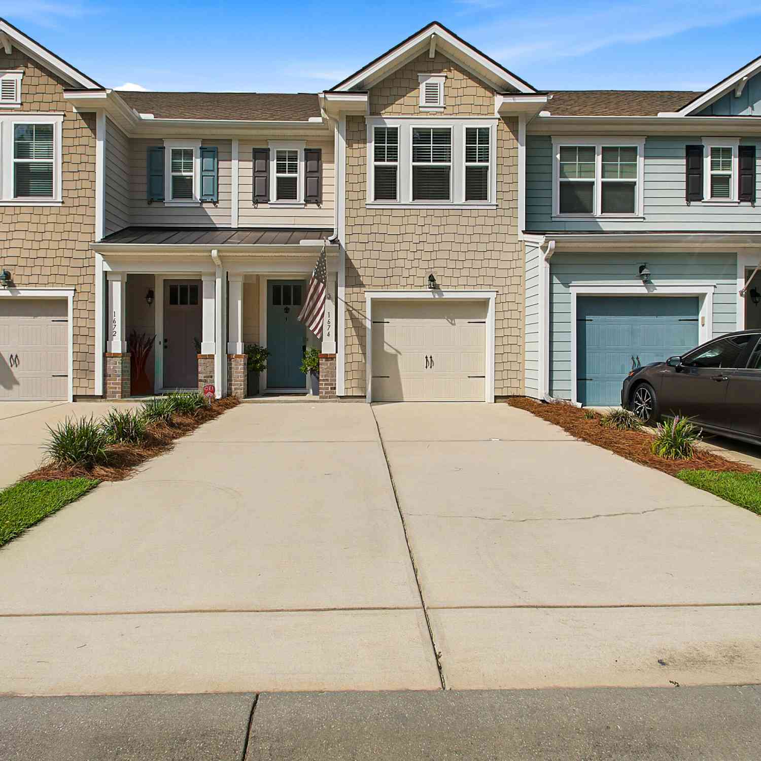 Townhouse For Sale - 1674 Bridwell Lane<br/> Charleston County, Mount Pleasant, SC 29466