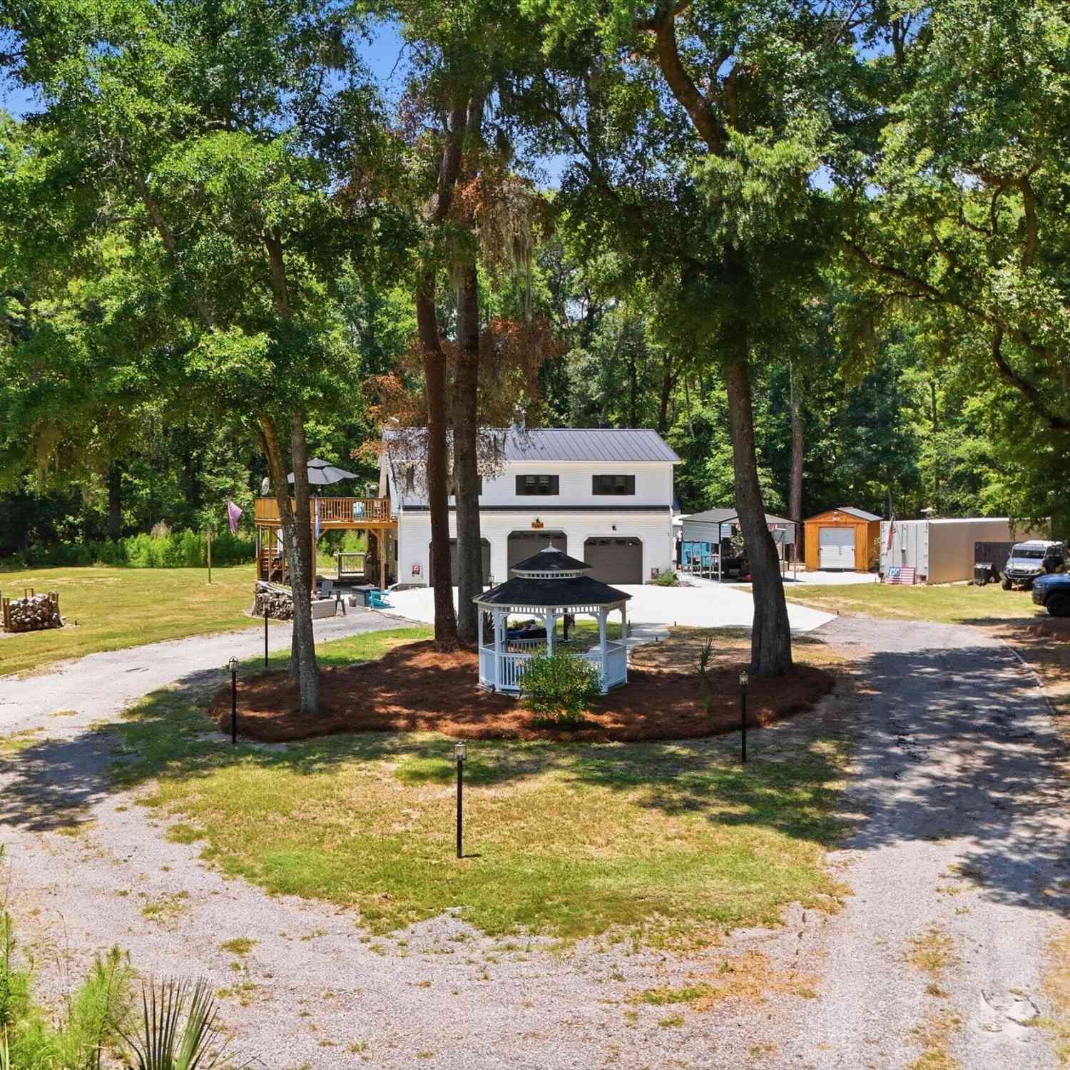 Homes For Sale - 8246 Oyster Factory Road<br/> Charleston County, Edisto Island, SC 29438
