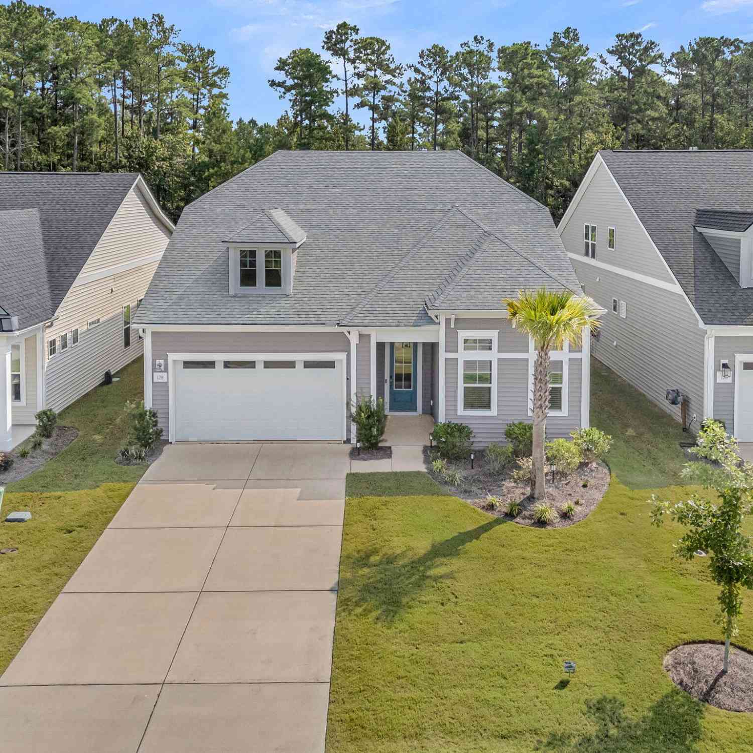 Homes For Sale - 128 Summerwind Drive<br/> Summerville, SC 29486