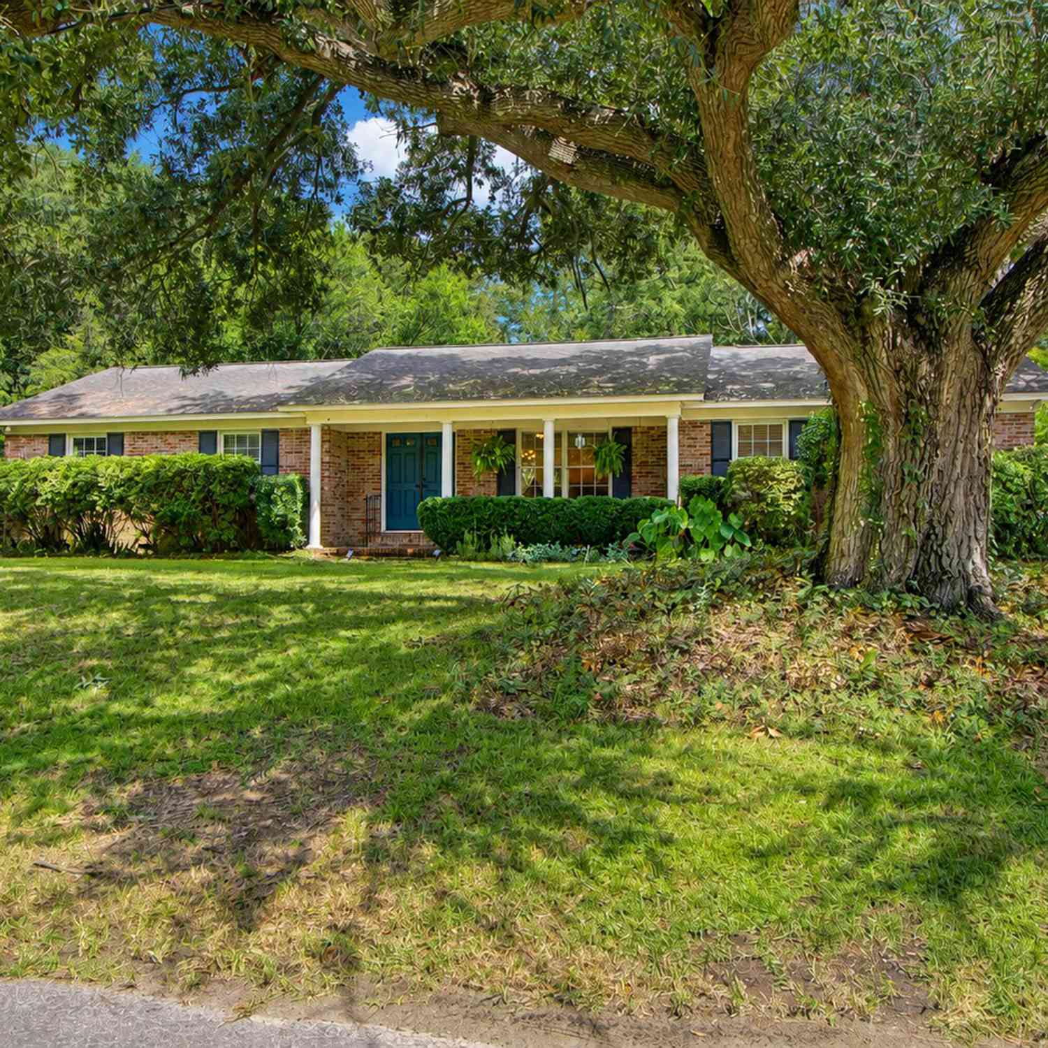 Homes For Sale - 1298 Julian Clark Road<br/> Charleston, SC 29412