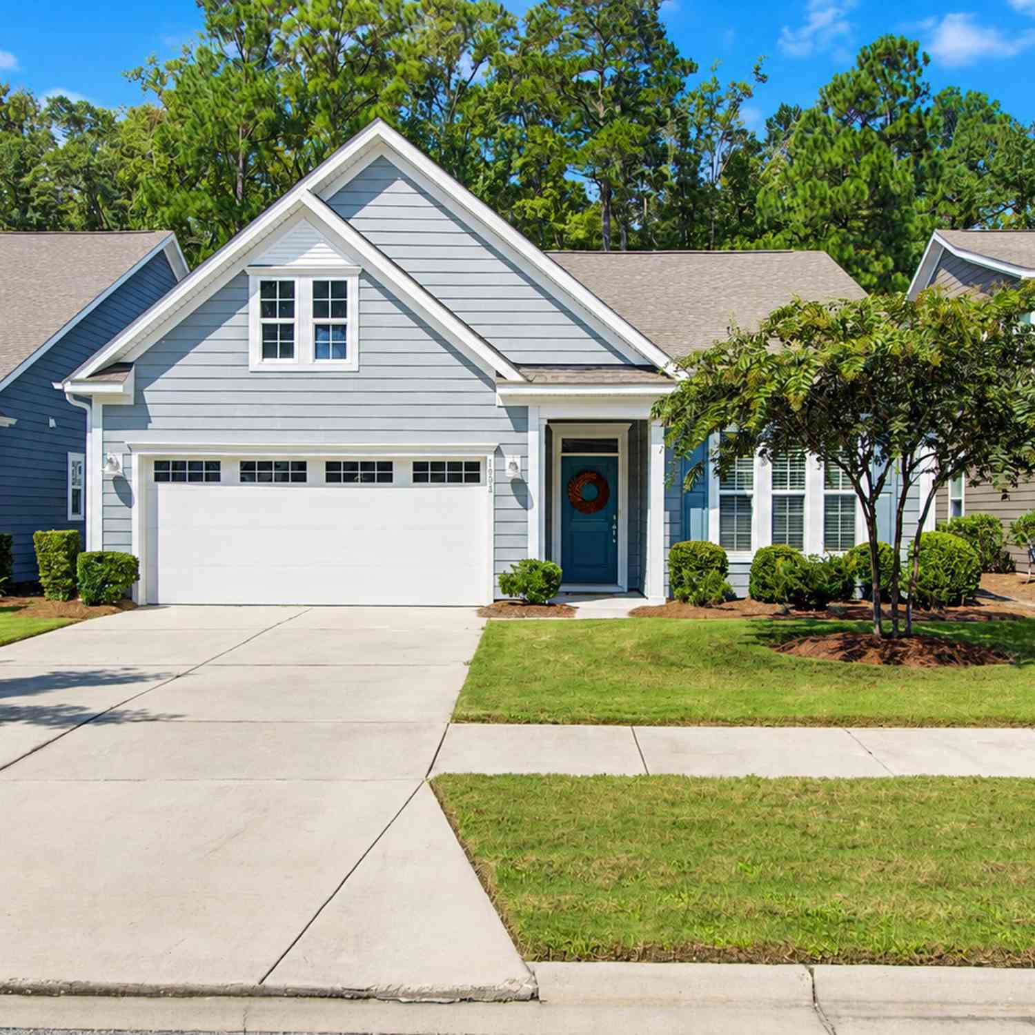 Homes For Sale - 1098 Old Field Drive<br/> Summerville, SC 29483