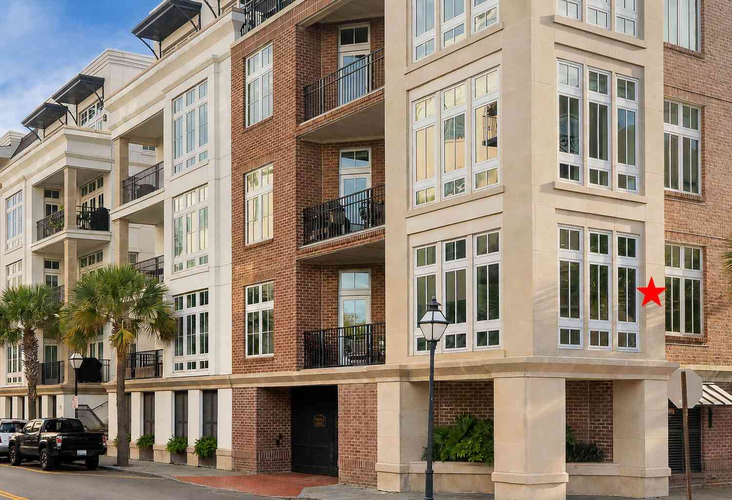 Condo For Sale - 175 Concord Street #UNIT 101<br/> Charleston, SC 29401
