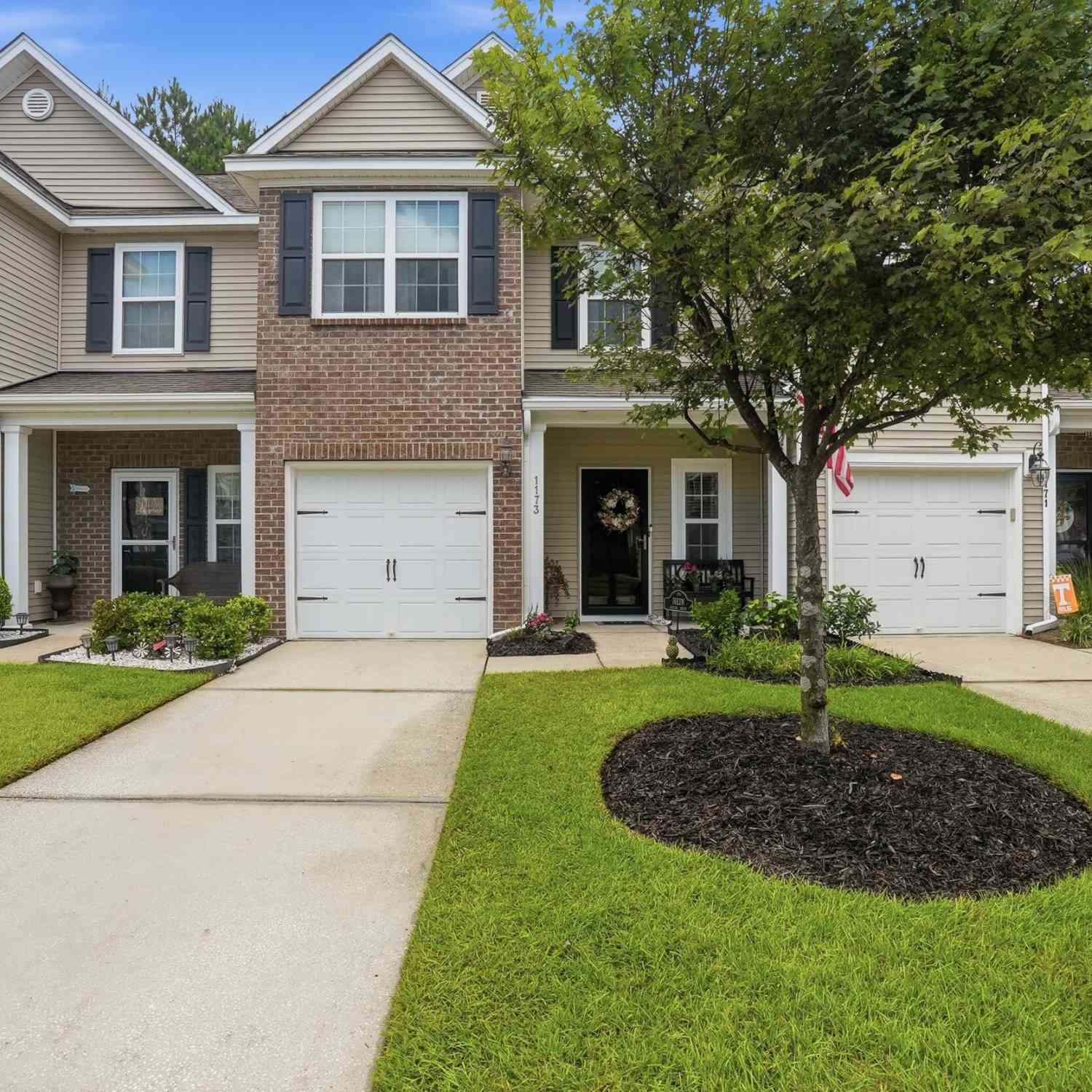 Townhouse For Sale - 1173 Euclid Drive<br/> Charleston, SC 29492